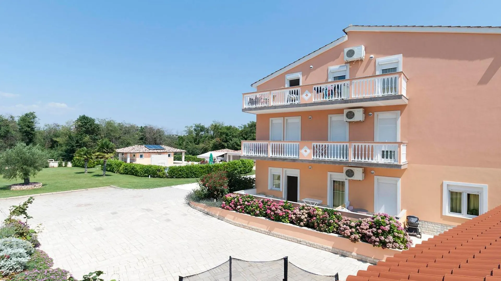 Apartments Rocco 1 Banjole