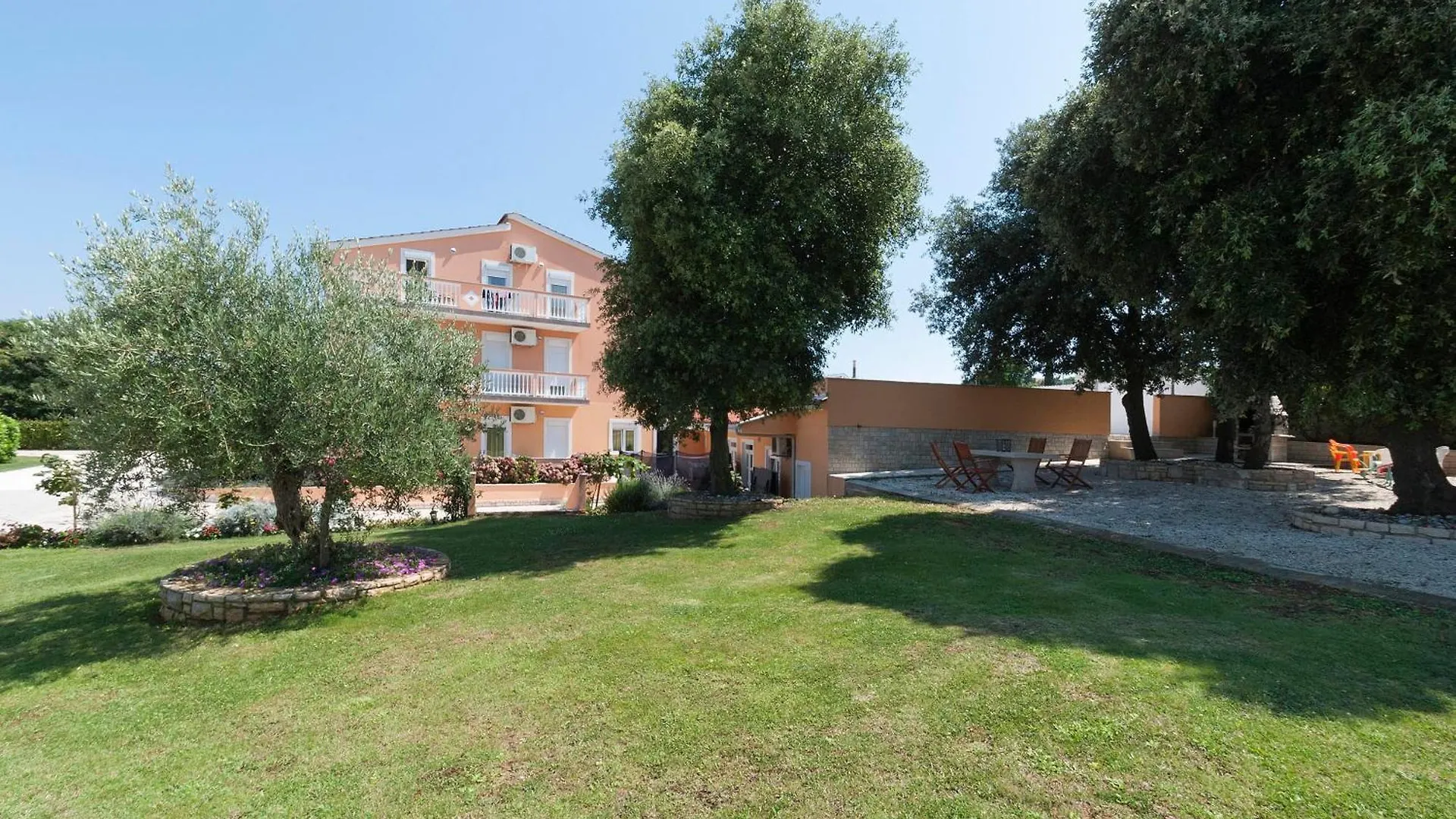 Apartments Rocco 1 Banjole Croatia