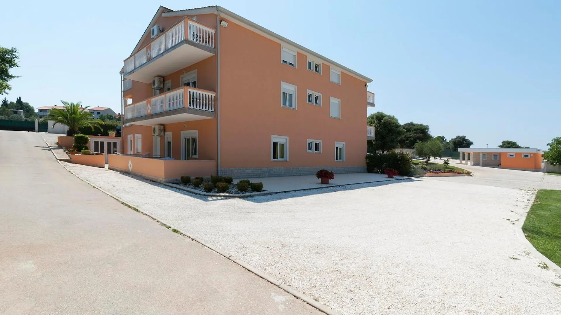 Apartments Rocco 1 Banjole 0*,  Croatia
