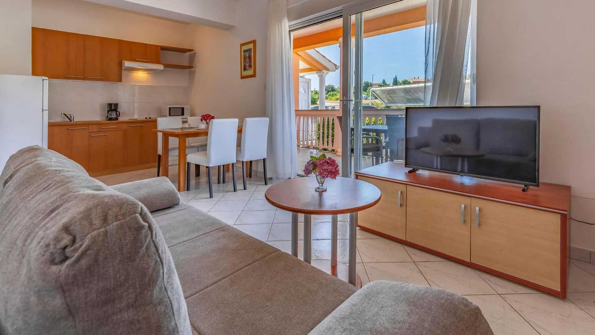 Apartments Rocco 1 Banjole