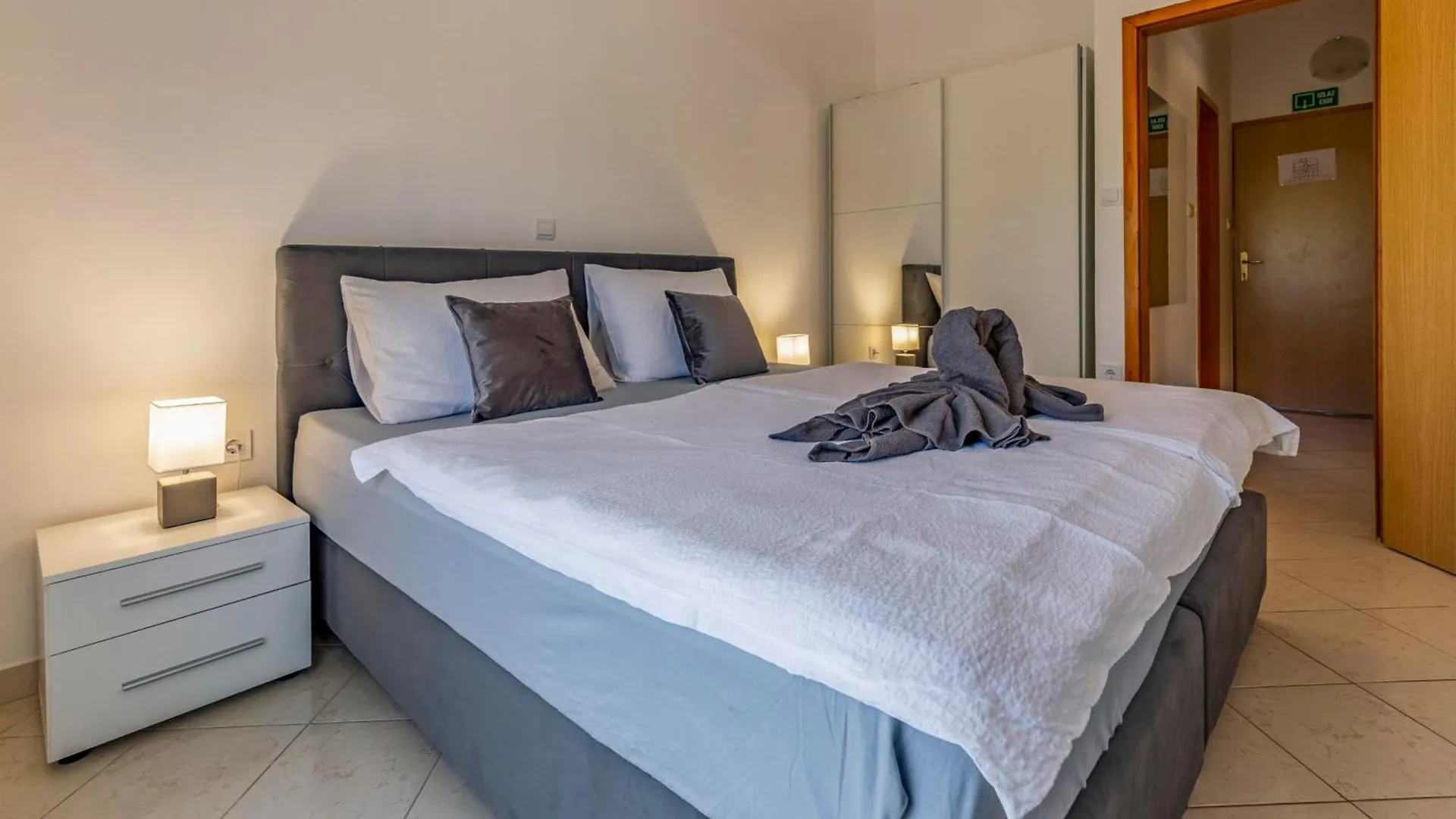 Apartments Rocco 1 Banjole