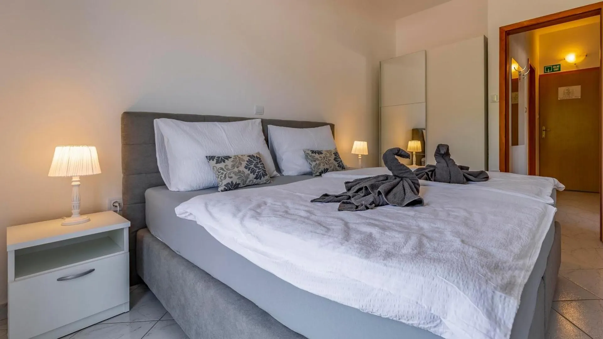 Apartments Rocco 1 Banjole 0*,  Croatia