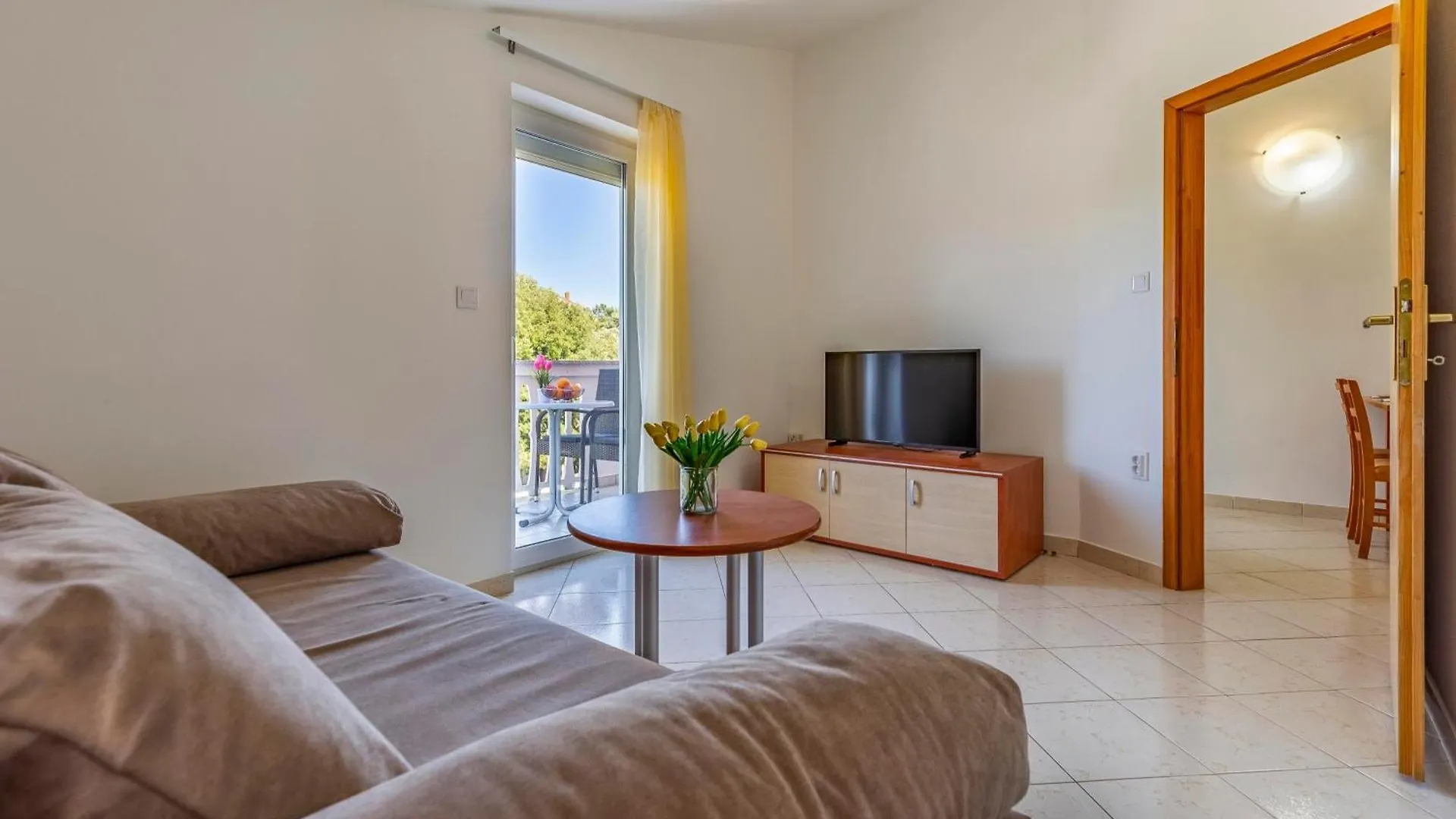 Apartments Rocco 1 Banjole