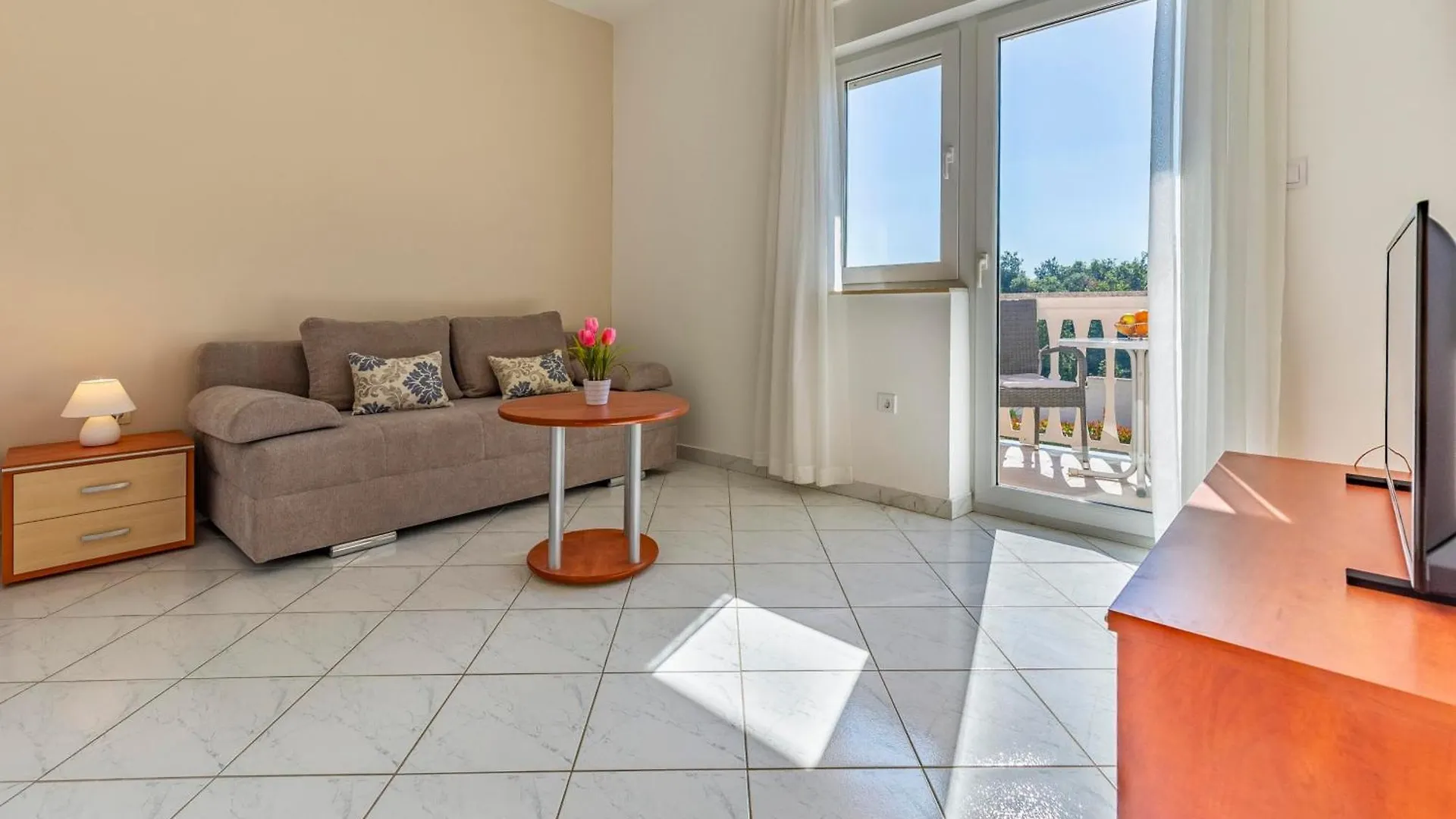 Apartments Rocco 1 Banjole 0*,  Croatia