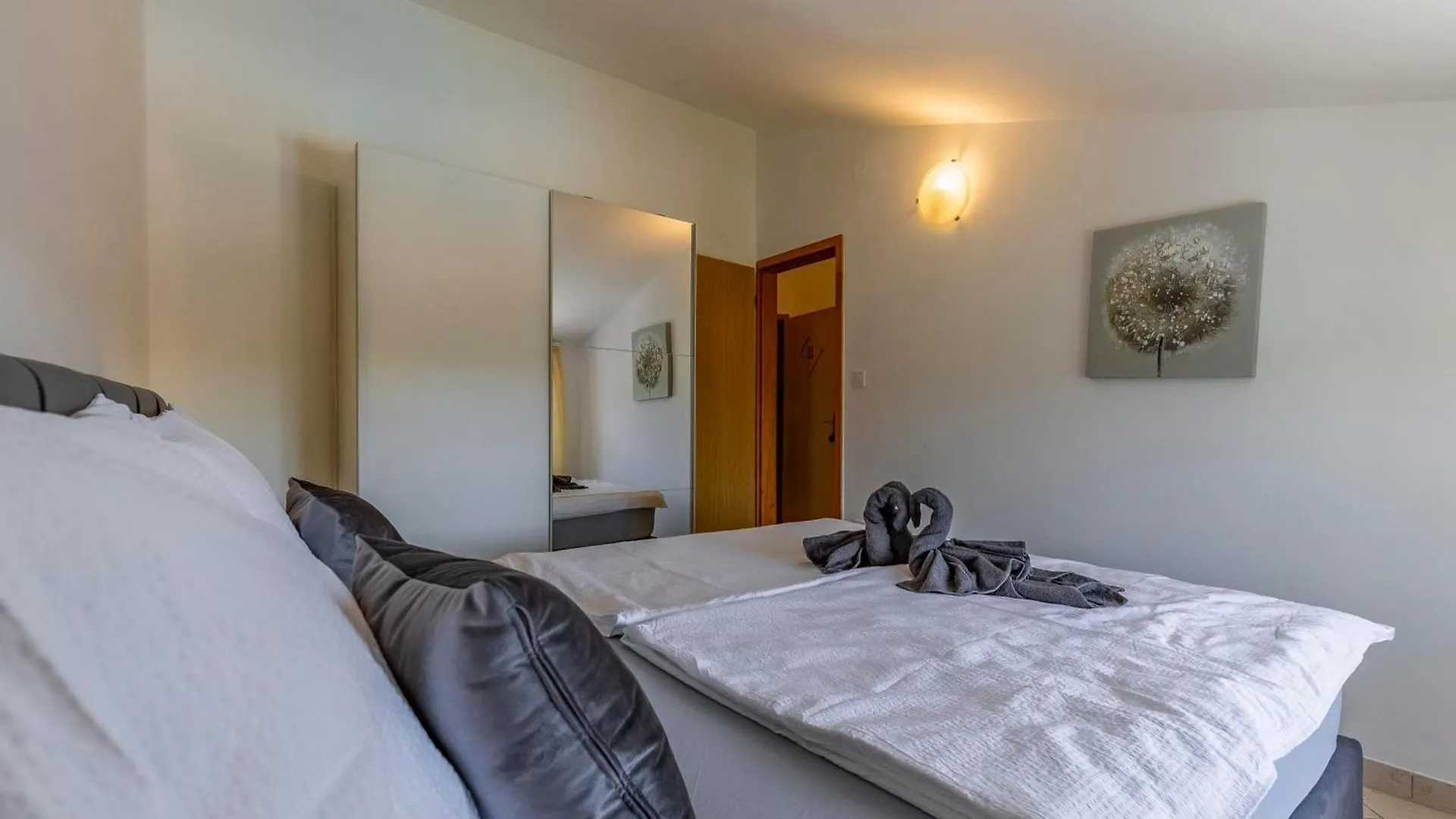 Apartments Rocco 1 Banjole