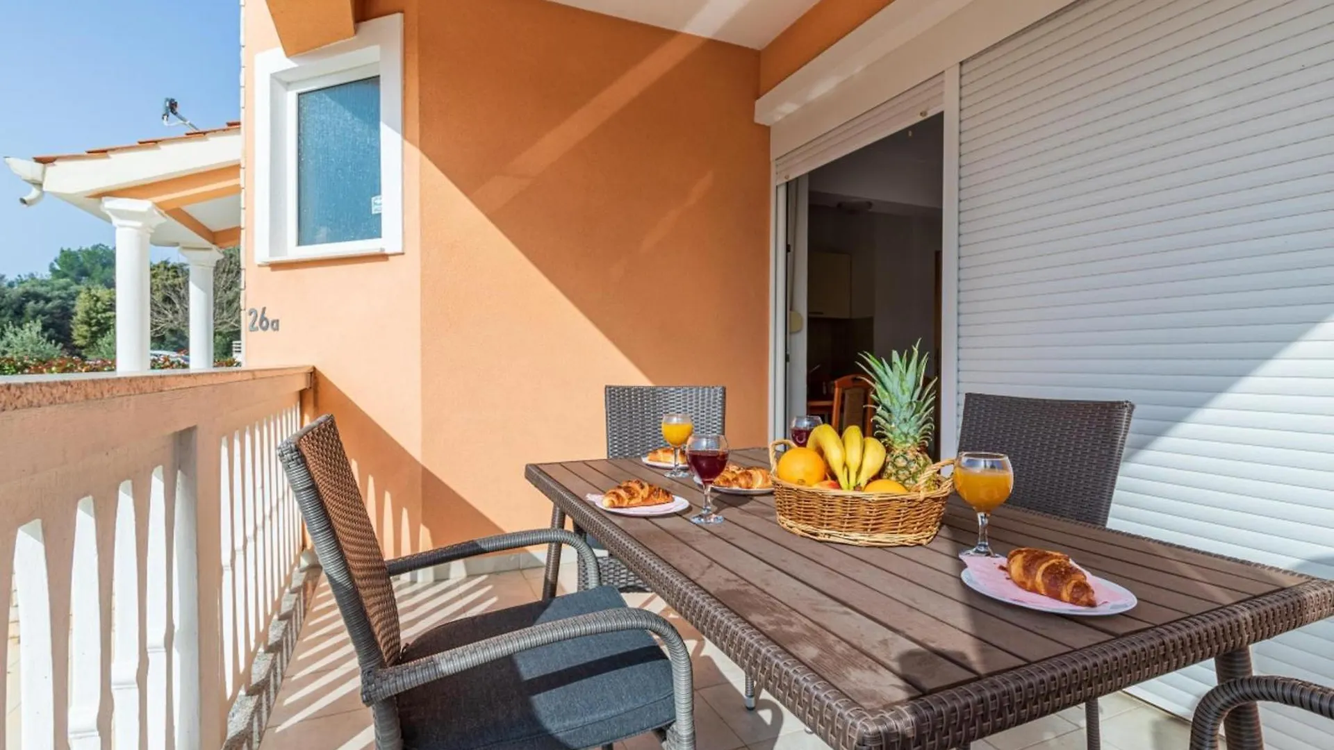Apartments Rocco 1 Banjole